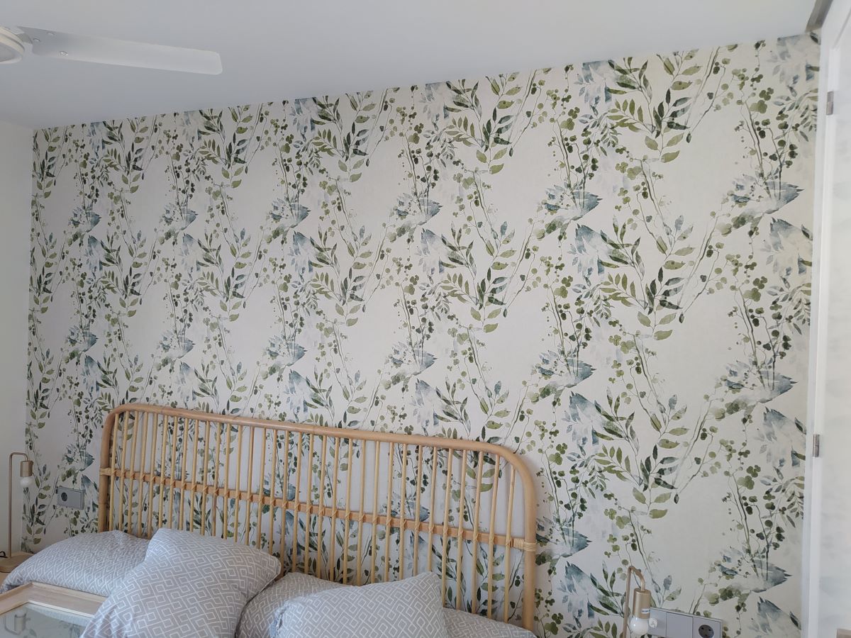 Empapelado de dormitorio en Sevilla