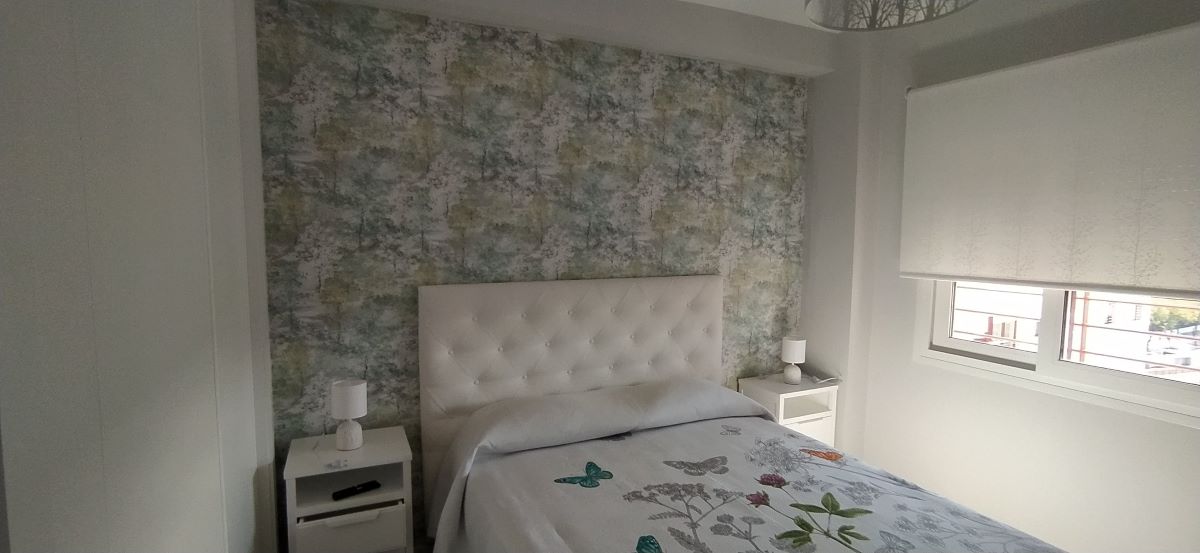 Empapelado de dormitorio en Sevilla