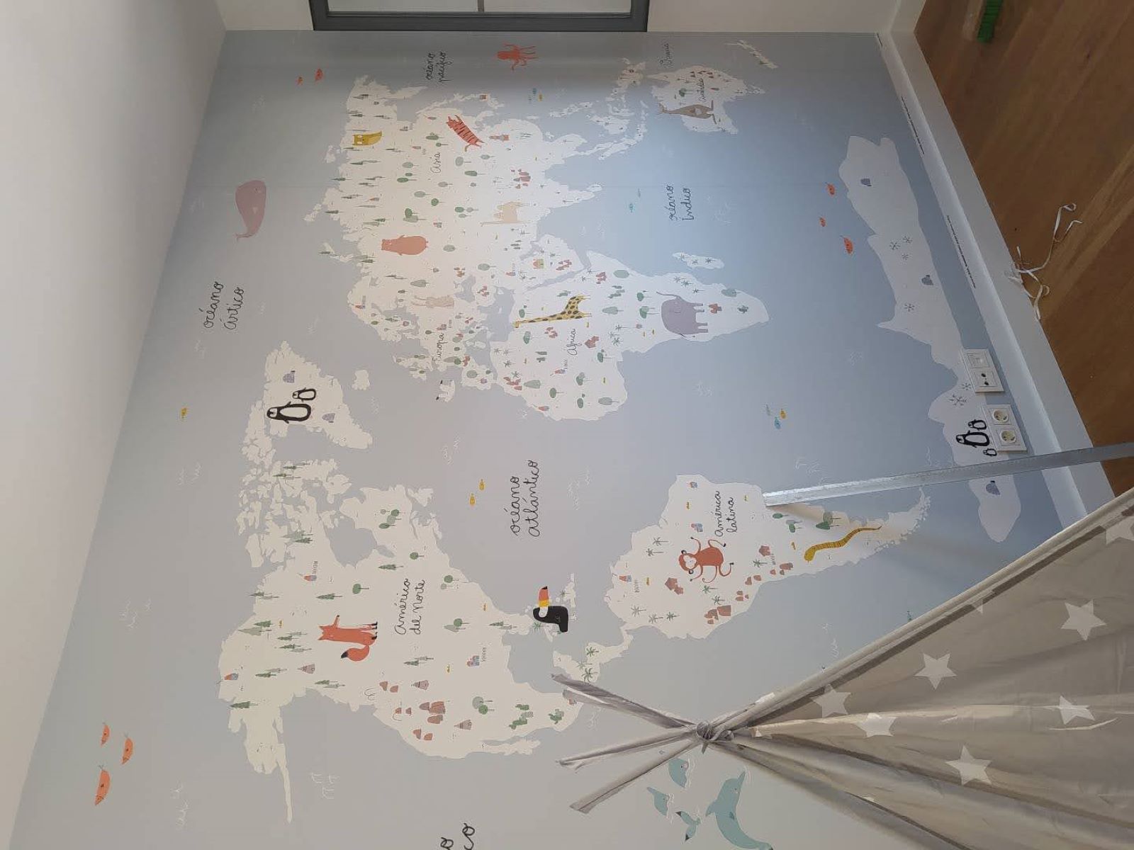 Empapelado infantil en Sevilla