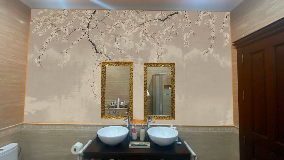 Mural empapelado en Sevilla